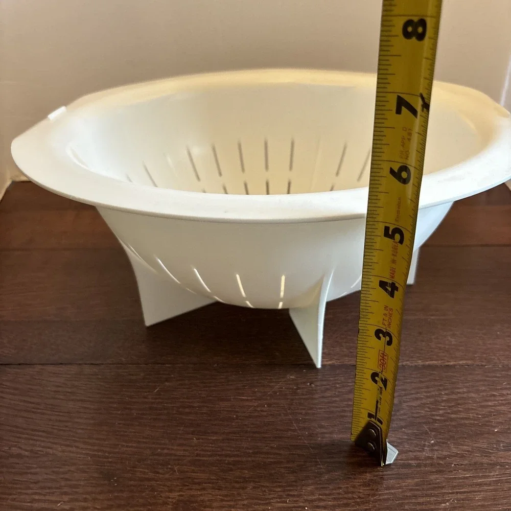 Tupperware this large
